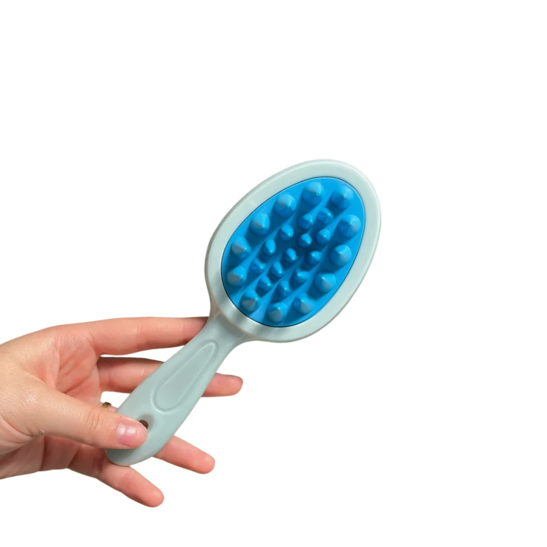 DL STORE Cepillo desenredante azul y gris con mango ergonómico y cerdas de silicona flexibles para todo tipo de cabello.